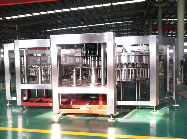 玻璃瓶灌裝生產(chǎn)線包裝機(jī)械的明天會更加美好